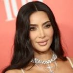 Kim Kardashian shows off fashionable boot cast amid broken foot